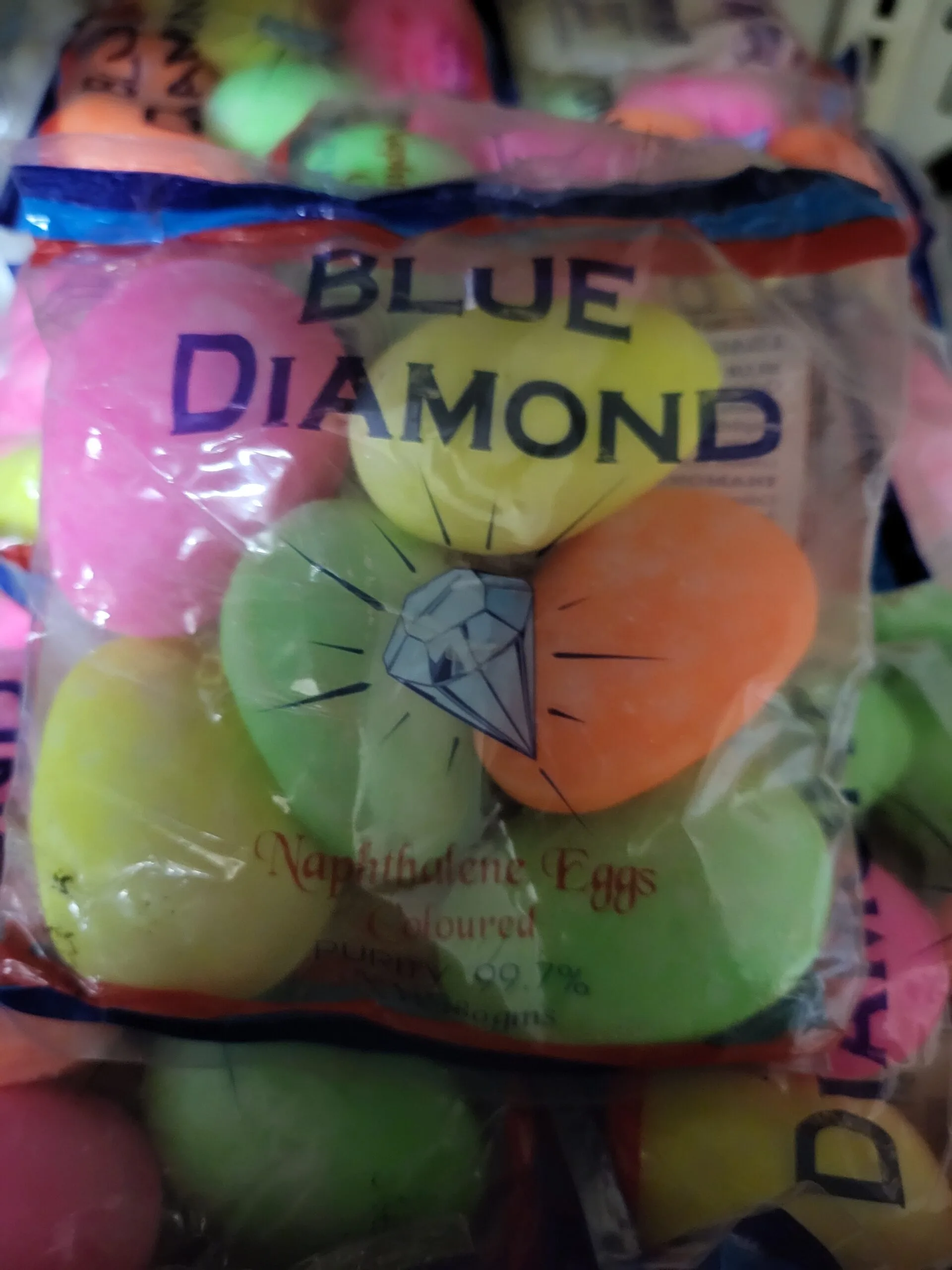 BLUE DIAMOND CAMPHOR BALLS (WHITE AND COLORED)