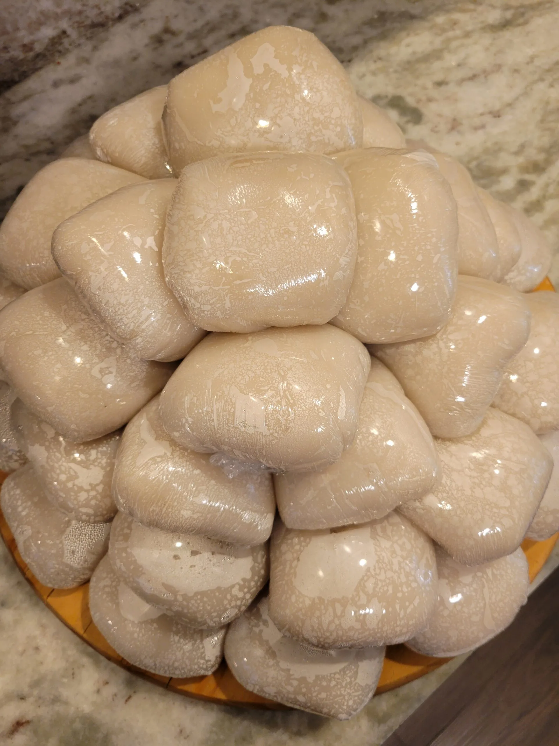 FUFU  (3 PCS PER PK)